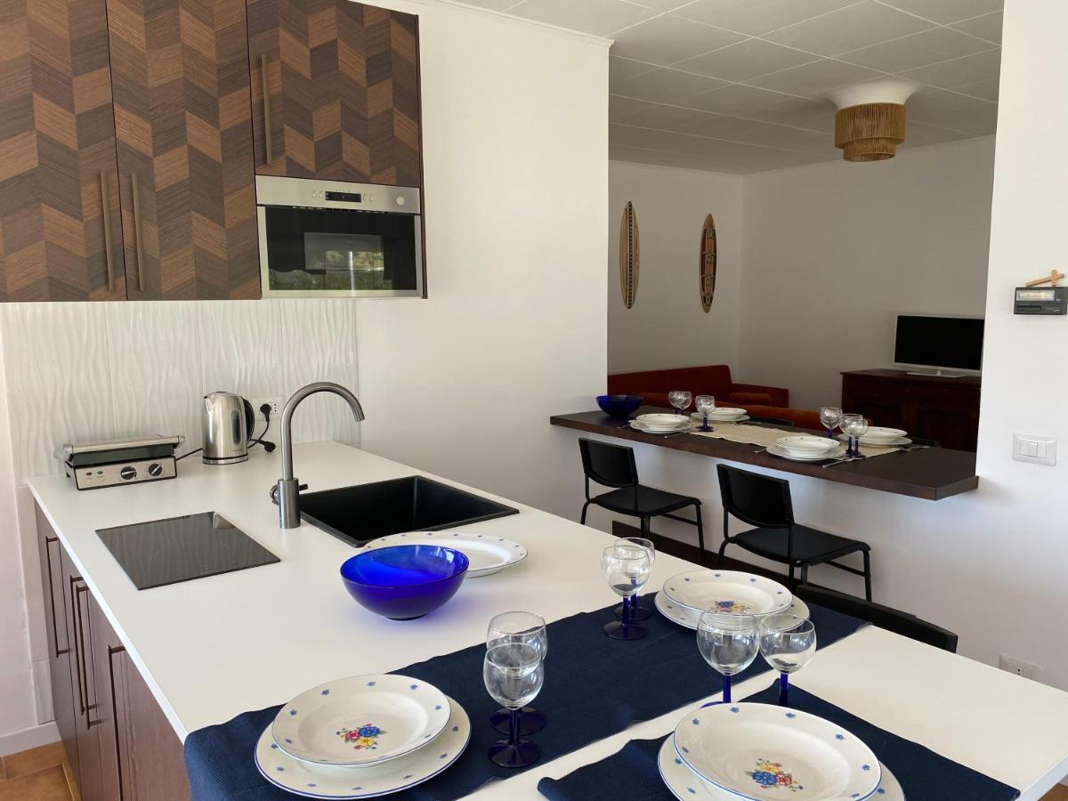 The Beach - Large Apartment With Private Beach Pettenasco Bagian luar foto