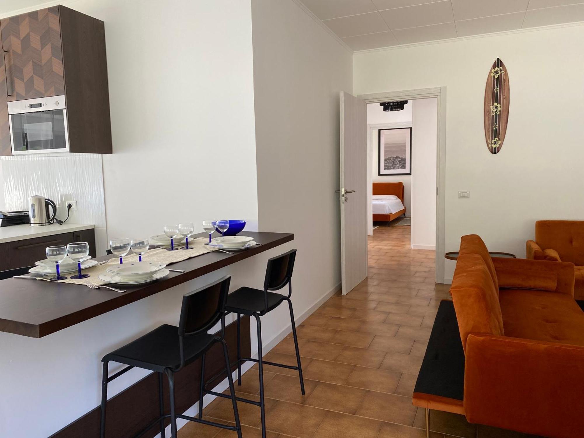 The Beach - Large Apartment With Private Beach Pettenasco Bagian luar foto